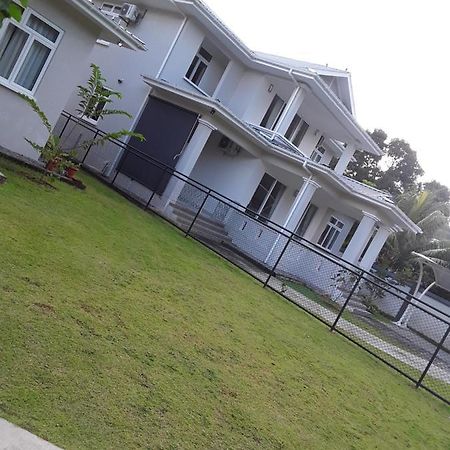 אנסה רויאל Maison Cattleya Selfcatering Apartment מראה חיצוני תמונה