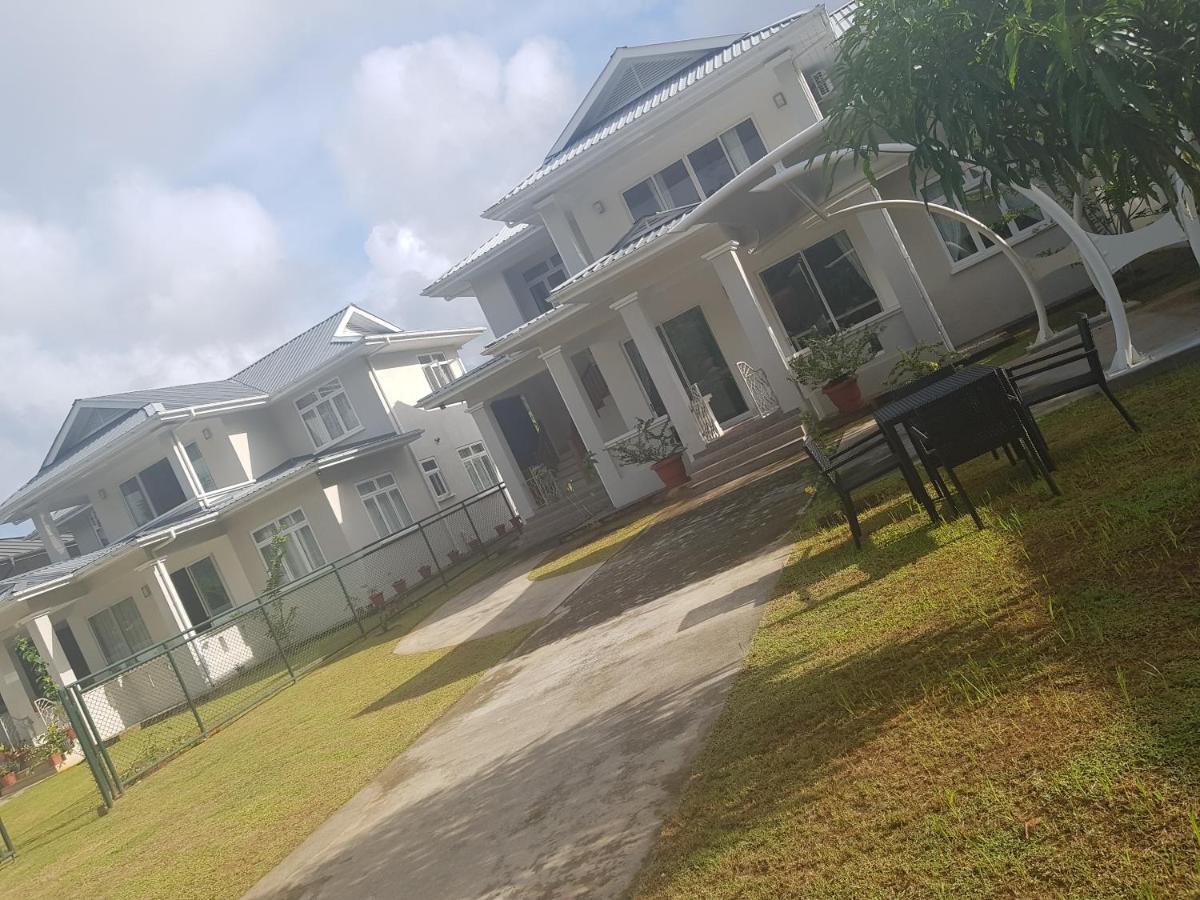 אנסה רויאל Maison Cattleya Selfcatering Apartment מראה חיצוני תמונה