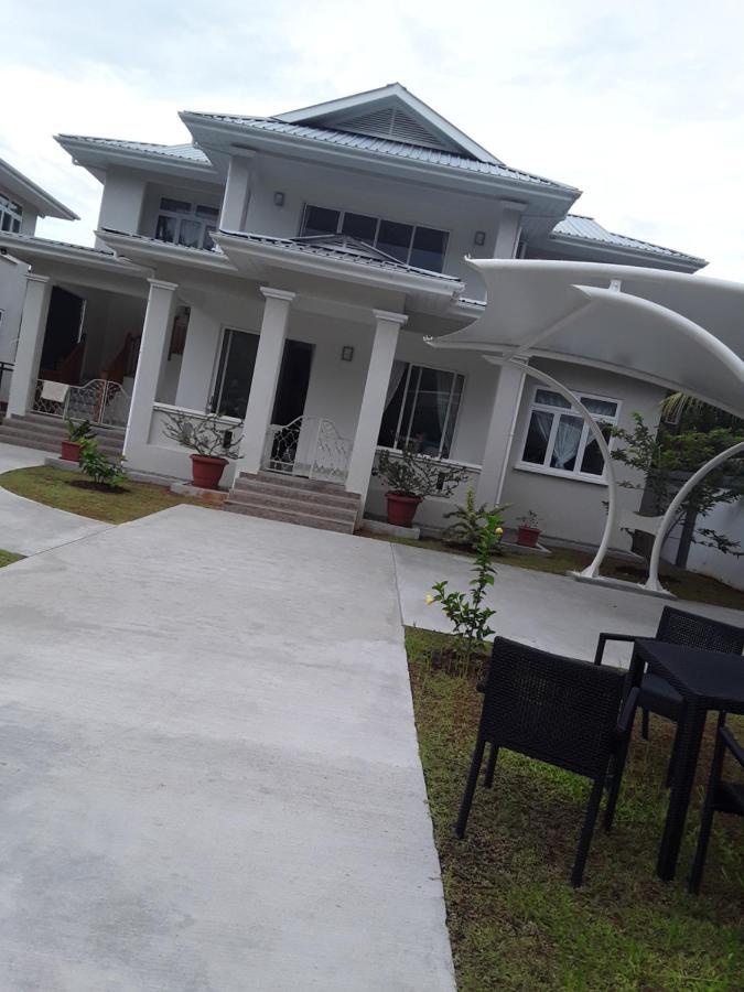 אנסה רויאל Maison Cattleya Selfcatering Apartment מראה חיצוני תמונה