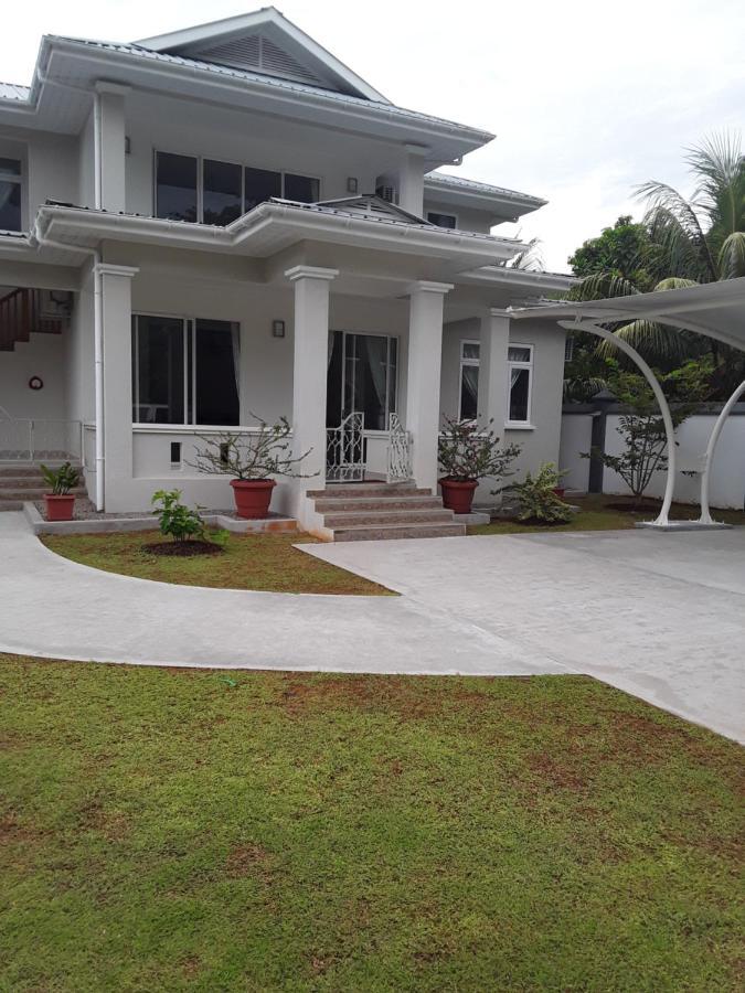 אנסה רויאל Maison Cattleya Selfcatering Apartment מראה חיצוני תמונה